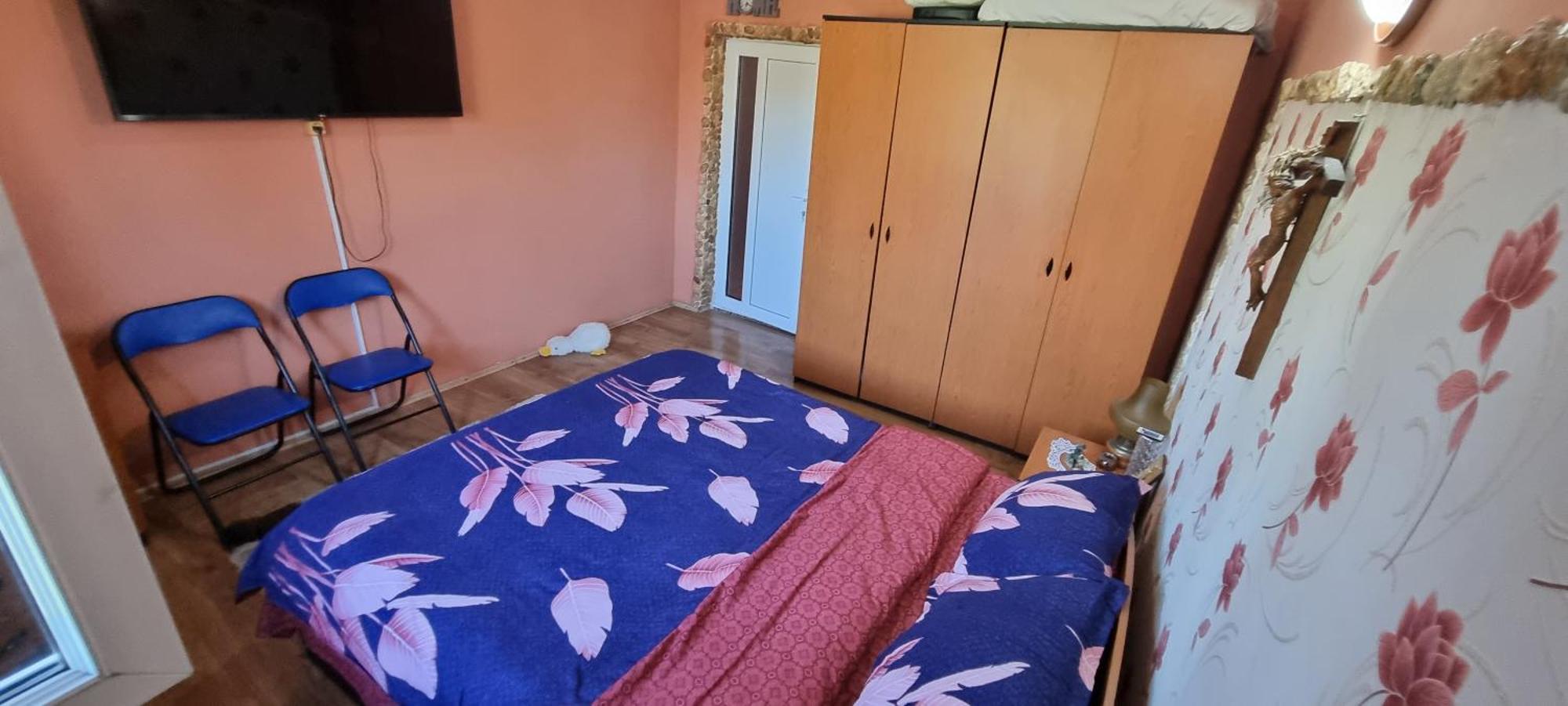 ホテル Casa Stefan Douăzeci şi Trei August エクステリア 写真